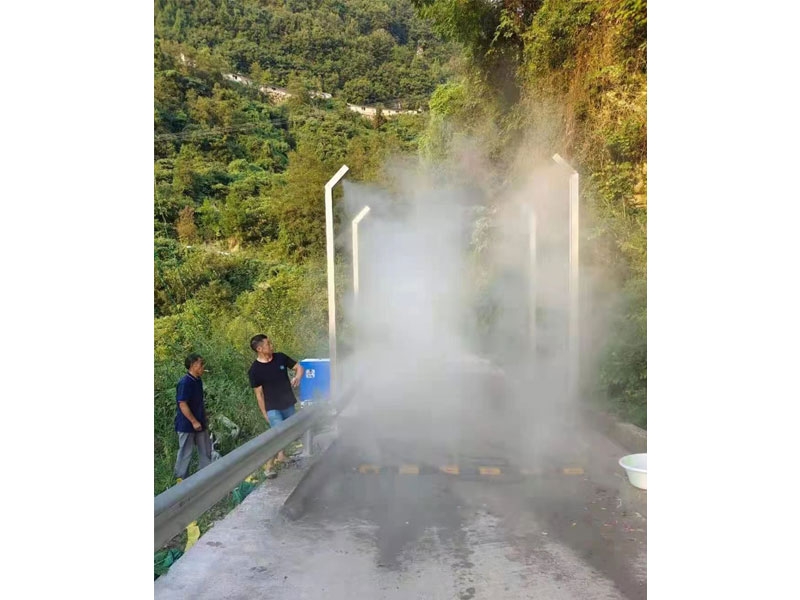 車(chē)輛消毒通道